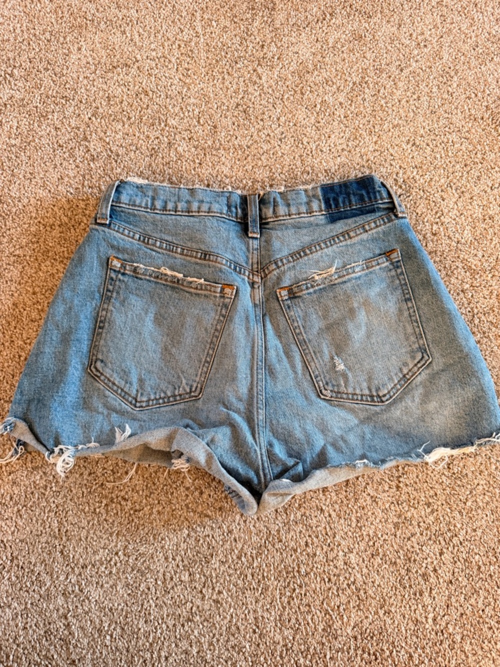 Abercrombie & Fitch Distressed Vintage Blue Denim Shorts - Picture 3 of 3